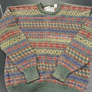 COPY - Clairborne Men’s Medium vintage sweater